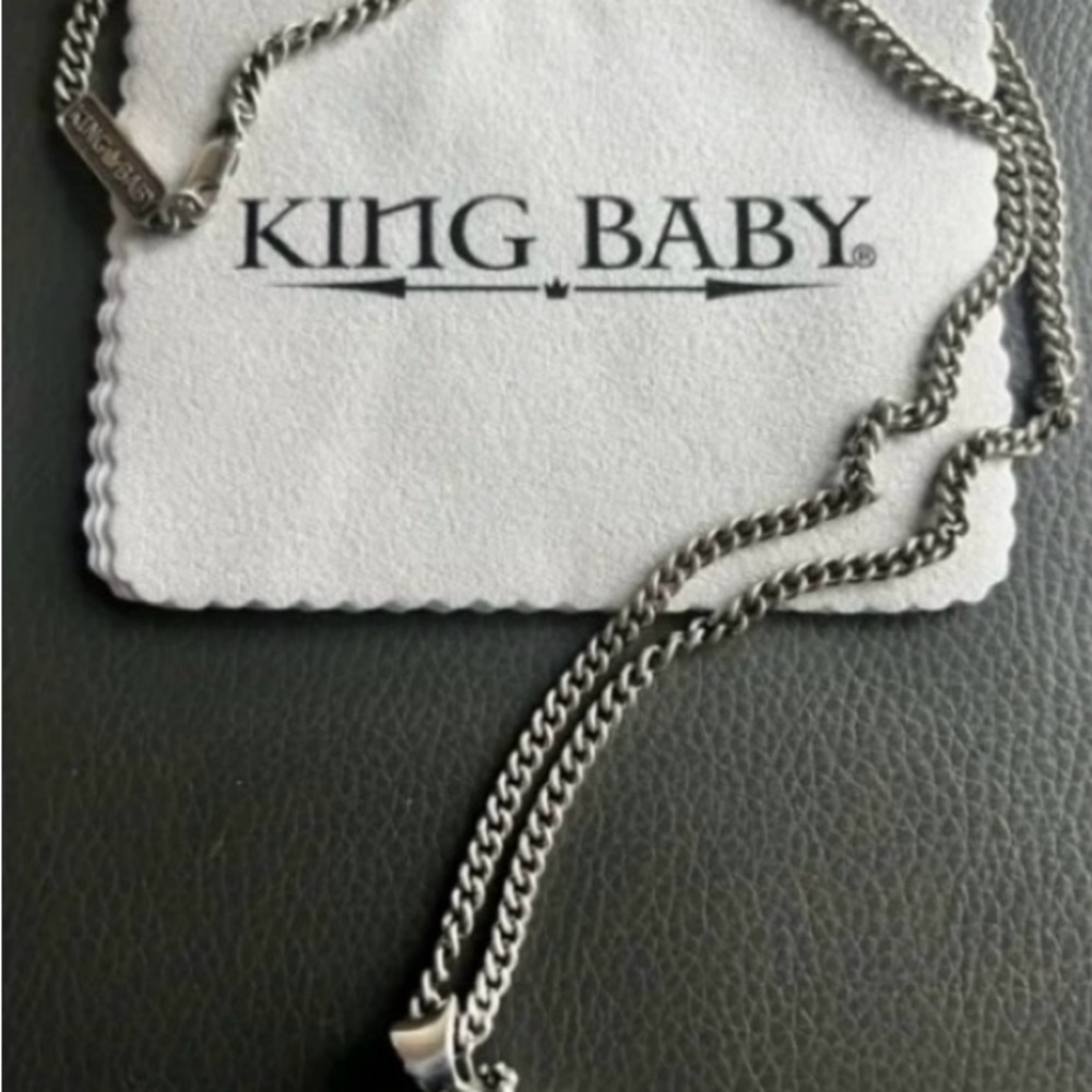 King Baby Heart Pendant and Necklace 
24 inches long necklace - Picture 5 of 9